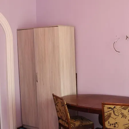Family Hotel Twins Batumi Exterior photo